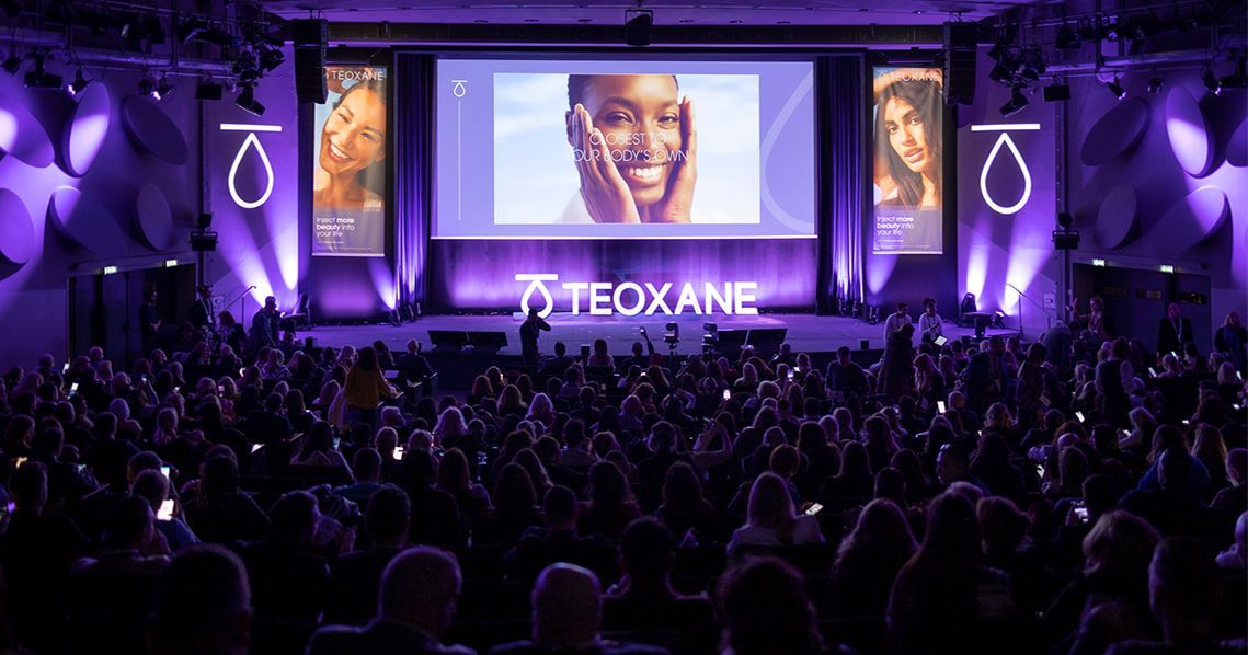 Teoxane stage during IMCAS symposium